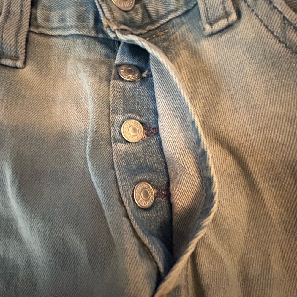 Button fly Levi’s 501- Never worn. Removed tags. Perfect condition! - Picture 6 of 9